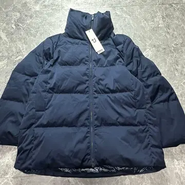 택 포함 새상품 유니클로 x 플러스J 다운 볼륨 자켓 네이비 L
