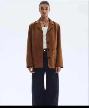 H&M 스웨이드 테일러드 자켓