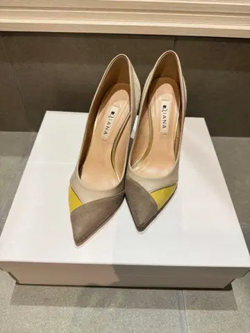 Diana 다이애나 펌프스 스틸레토 핑힐 베이지