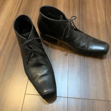 블랙 가죽 부츠