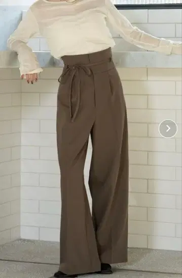 hinari 하이웨스트 리본 팬츠 모카 S 사이즈