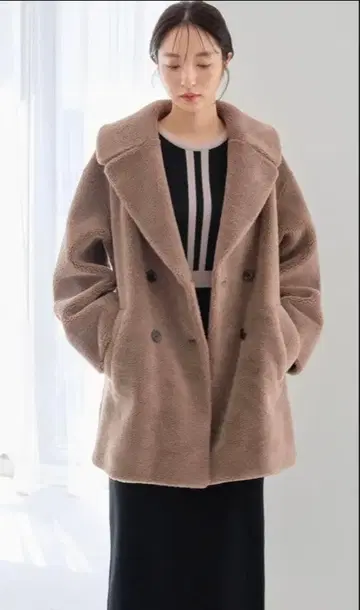 안데뮤 보아 하프 코트