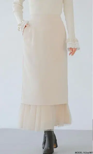 도트 튤 레이어드 타이트 스커트