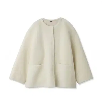 Mila Owen (미라 오웬) 코쿤 실루엣 숏 기장 보아 코트