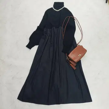 컨디션 최상 미사용급 나노 유니버스 도킹 니트 롱 원피스 하이넥