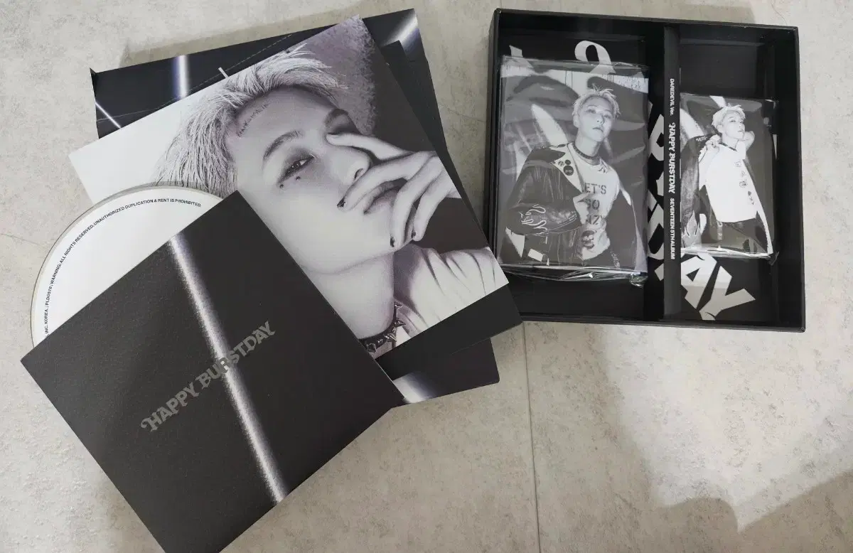 Seventeen Heavy Burst Dey Carat Vahn Hoshi