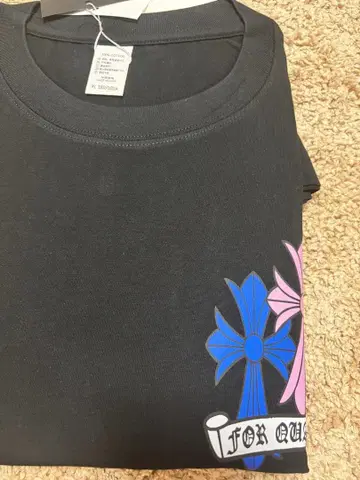 컬러풀 크로스 모티브 긴팔 T셔츠