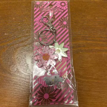 모자를 쓴 키티 키링 헤이세이 레트로 2006년 당시 물품