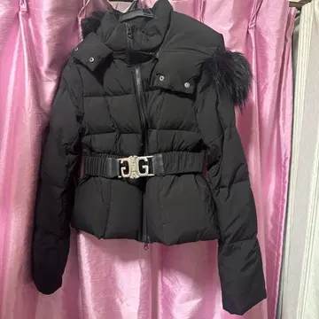 GYDA 벨트 포함 숏 다운 코트