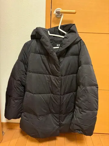 UNIQLO 블랙 다운 자켓 S 사이즈