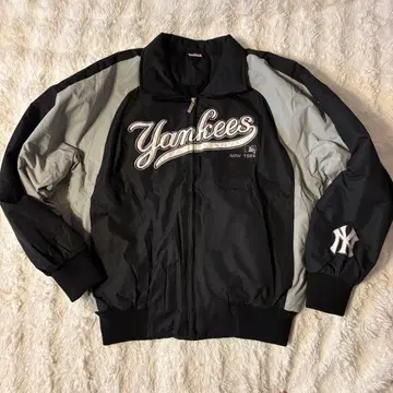 새상품급 Yankees 풀 지퍼 자켓 M 블랙/그레이 플리스 안감