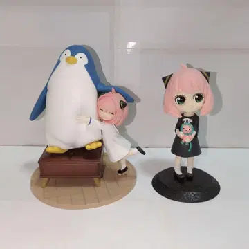 아냐 피규어 2체 세트