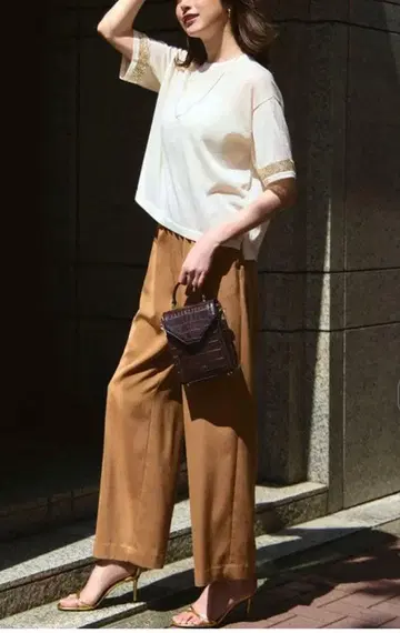 23구 25aw 스웨이드 느낌 팬츠