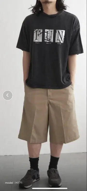 [ SALE ] 배송비 포함 스노우 워시 가공 호일 프린트 T셔츠 M