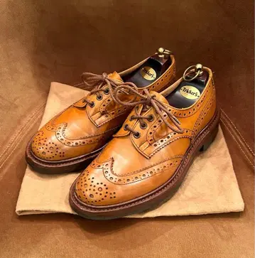 [ 새상품급 ] Tricker's 버튼 버턴 정품 슈트리 포함