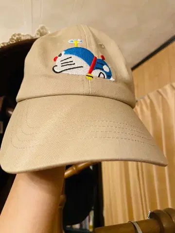 도라에몽 자수 베이지 캡 그라니프