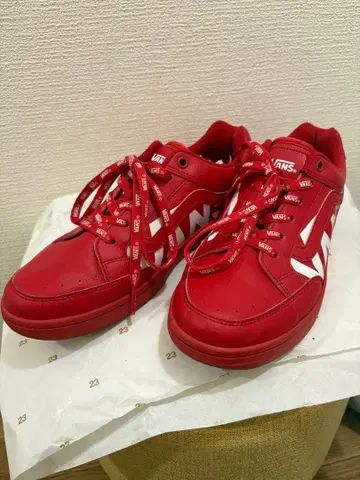 VANS 레드 스니커즈