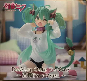 하츠네 미쿠 고양이 귀 T셔츠 피규어