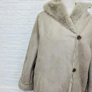 INGNI 페이크 무스탕 코트 후디 보아 M 잉그