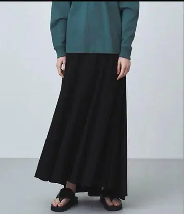 ATON SUVIN AIR 개더 스커트