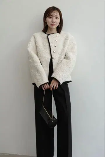 아뉴앙스 ECOPEL 파이핑 보아 자켓