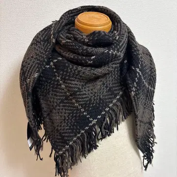 John branigan 존 브라니건 삼각형 프린지 머플러