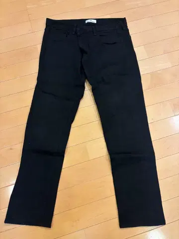 LL 블랙 스트레이트 데님 팬츠