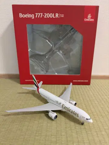 Boeing 777-200LR 1/400 에미레이트