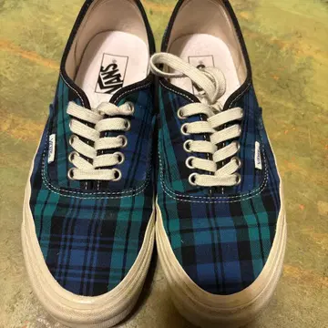 VANS 파랑과 블랙 체크 무늬 스니커즈