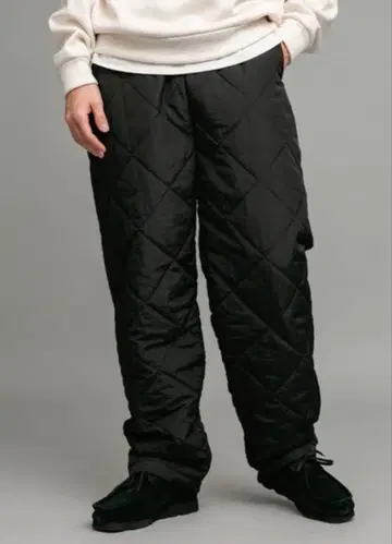 URBAN RESEARCH 퀼팅 팬츠 블랙