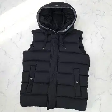 새상품급 2021AW HERNO 헬노 다운 베스트 후드 44 블랙