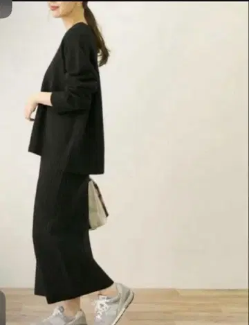 URBAN RESEARCH 상의 x 스커트 니트 셋업