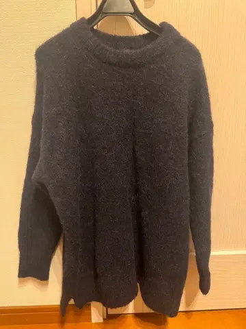 에토렌느 알파카 니트 거의 미사용