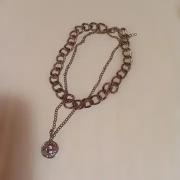 마리 인형 목걸이 미사용