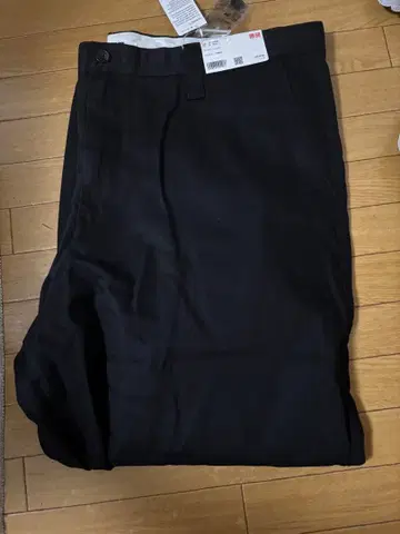 UNIQLO 와이드 핏 치노 105cm