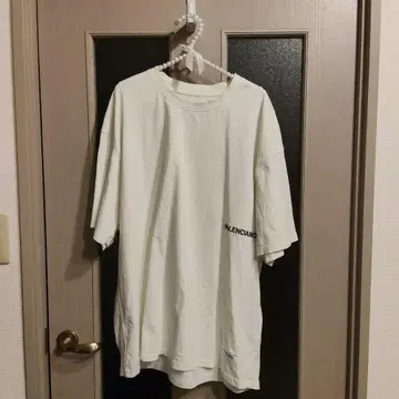 VALENCIANO 화이트 T셔츠