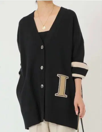 IENA 22AW 레터드 가디건