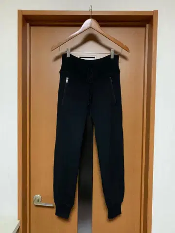 블랙 조거 팬츠 엘라스틱 허리