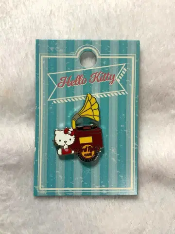 하드 록 카페 아사쿠사 헬로키티 축음기 핀즈