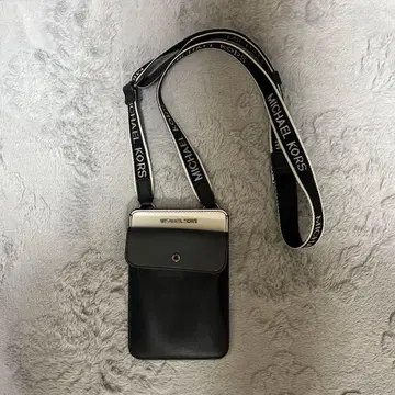 MICHAEL KORS 스마트폰 숄더백 블랙