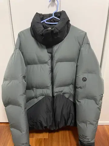 Vainl Archive x Marmot 다운 자켓