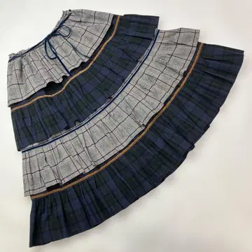 [ 새상품급 ] 핑크하우스 체크 무늬 플란넬 단단 스커트