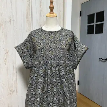 기모노 리메이크 핀턱의 루즈핏 원피스