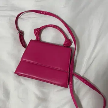 핑크 합성 피혁 숄더백