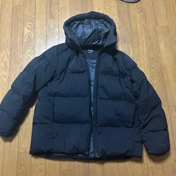 유니클로 다운 자켓 남성용 XL