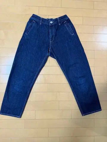 OUR HOME 코다와리 실루엣의 데님 팬츠