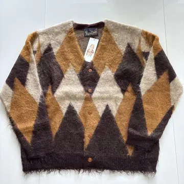 새상품 ROUTINE [루틴] 다이아몬드 기모 가디건