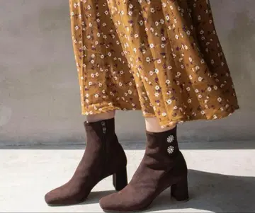 새상품급 DIANA x chay 콜라보 숏부츠