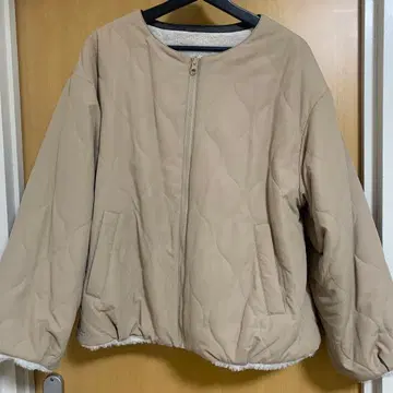 베이지 퀼팅 리버서블 자켓 플리스 안감