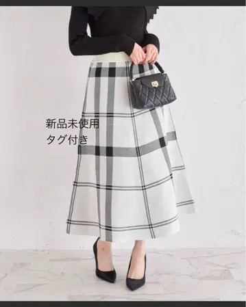 tocco closet 타탄 체크 니트 플레어 스커트